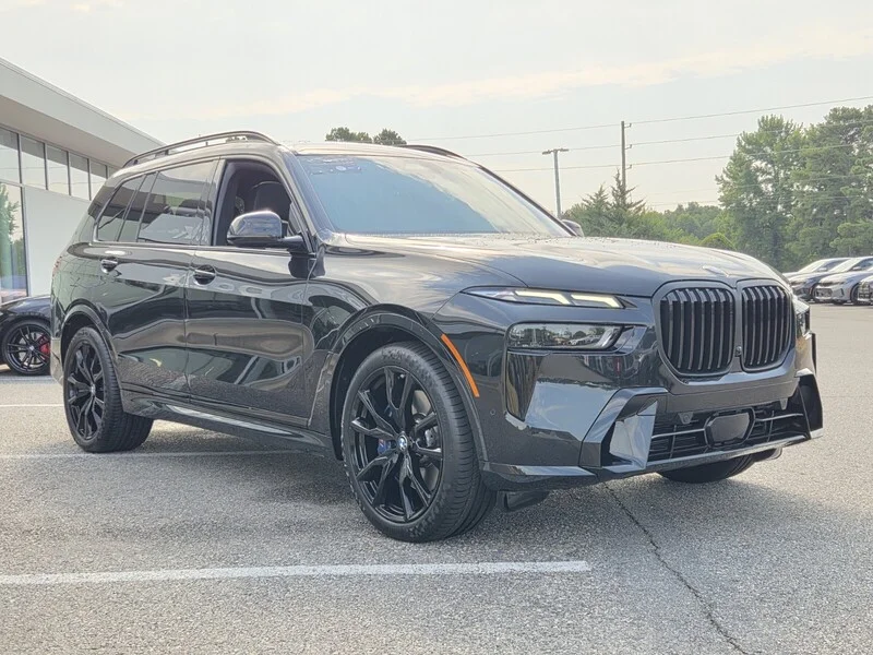 Used 2023 Black Sapphire Metallic BMW XDRIVE40I SPORTS ACTIVITY VEHICLE image 5
