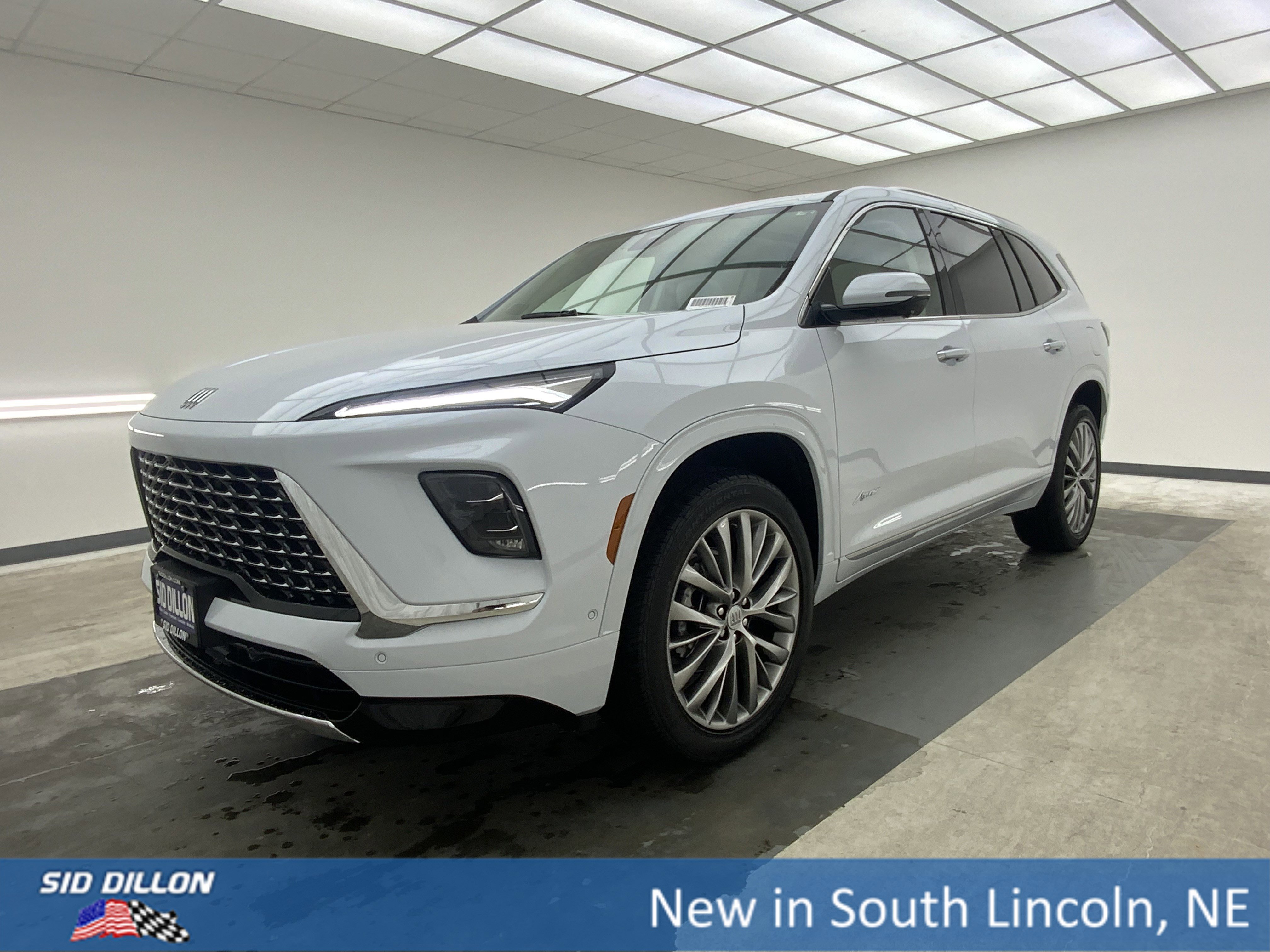 2026 Buick Enclave Avenir AWD's photo