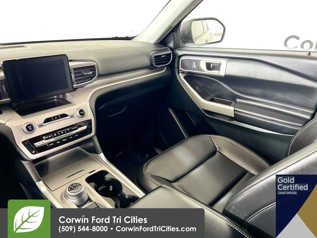 Used 2024 Iconic Silver Metallic Ford XLT image 27