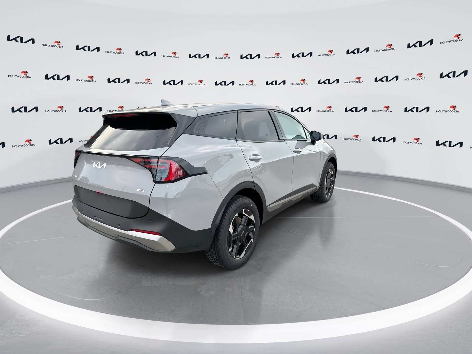 New 2027 Gravity Gray Kia S image 8