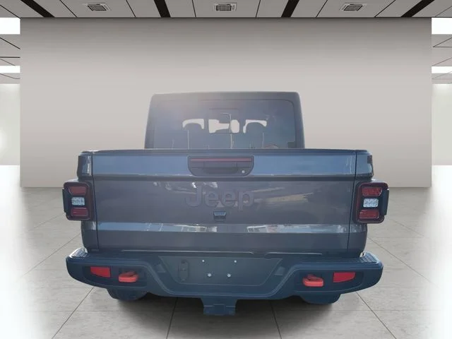 New 2025 Granite Crystal Metallic Clear-Coat Exterior Paint Jeep Mojave image 4