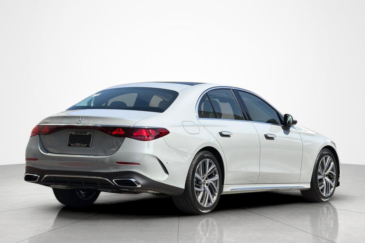 New 2026 MANUFAKTUR Alpine Grey Mercedes-Benz E 350 RWD Sedan image 5