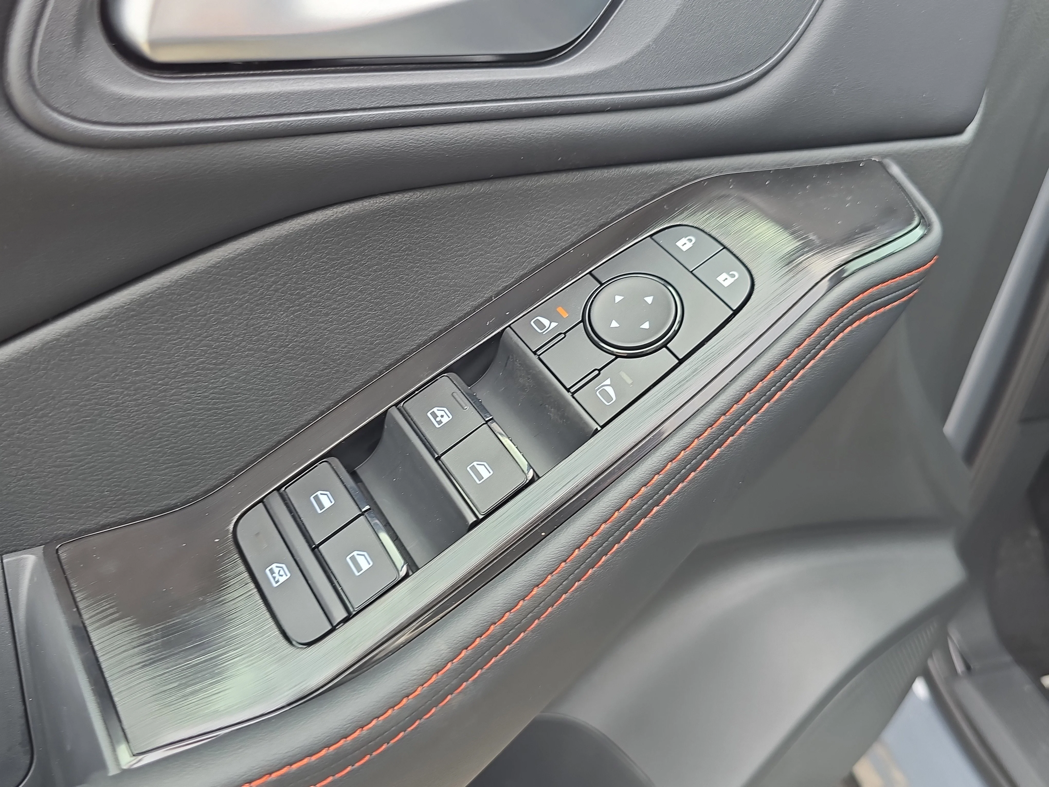 New 2026 Boulder Gray Pearl Nissan Rock Creek® image 20