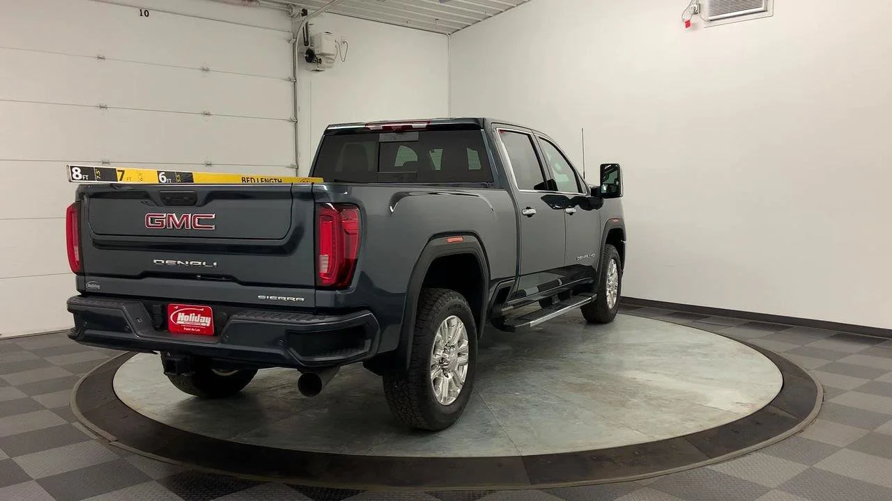 Used 2020 DARK SKY METALLIC GMC Denali image 7
