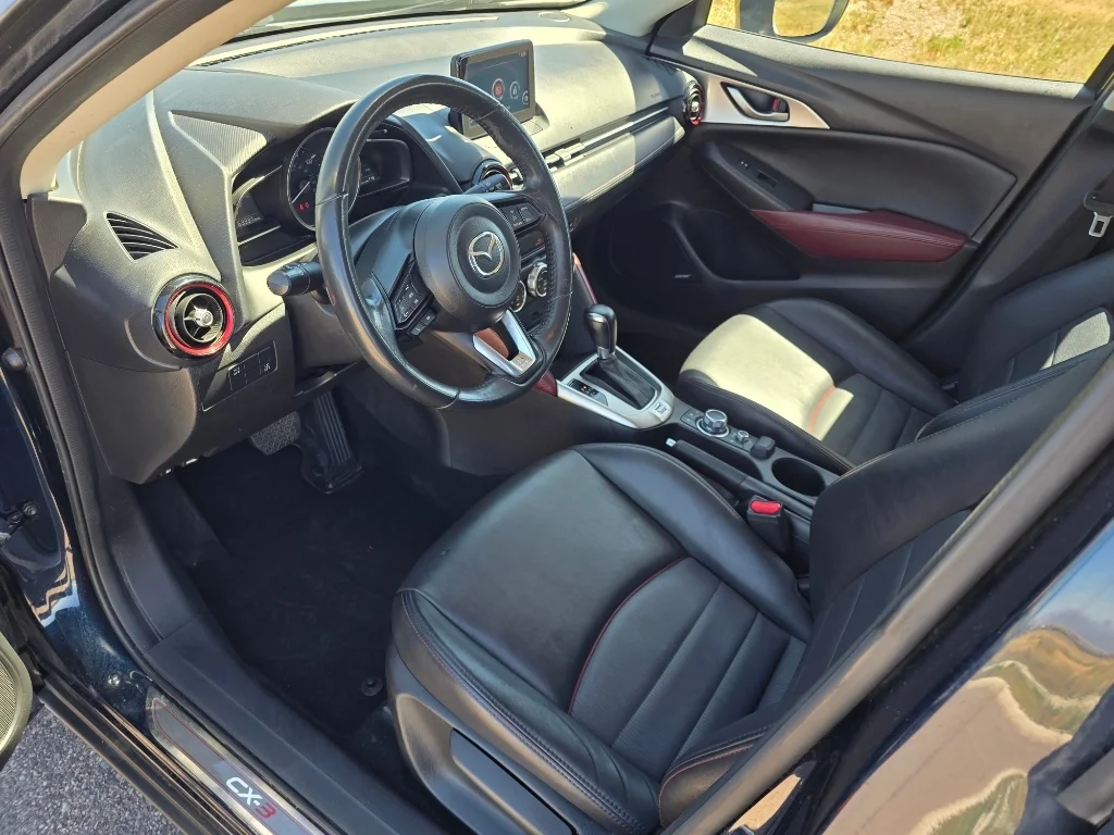 Used 2018 Deep Crystal Blue Mica Mazda Touring image 26