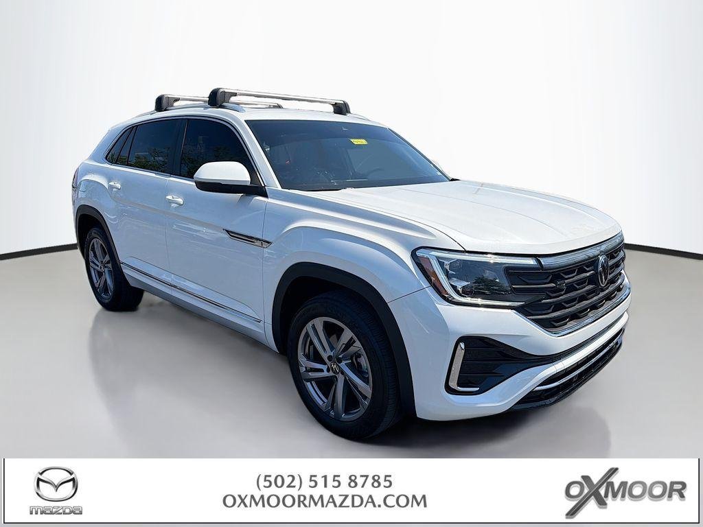 2024 Volkswagen Atlas Cross Sport 2.0T SEL R-Line 4MOTION's photo