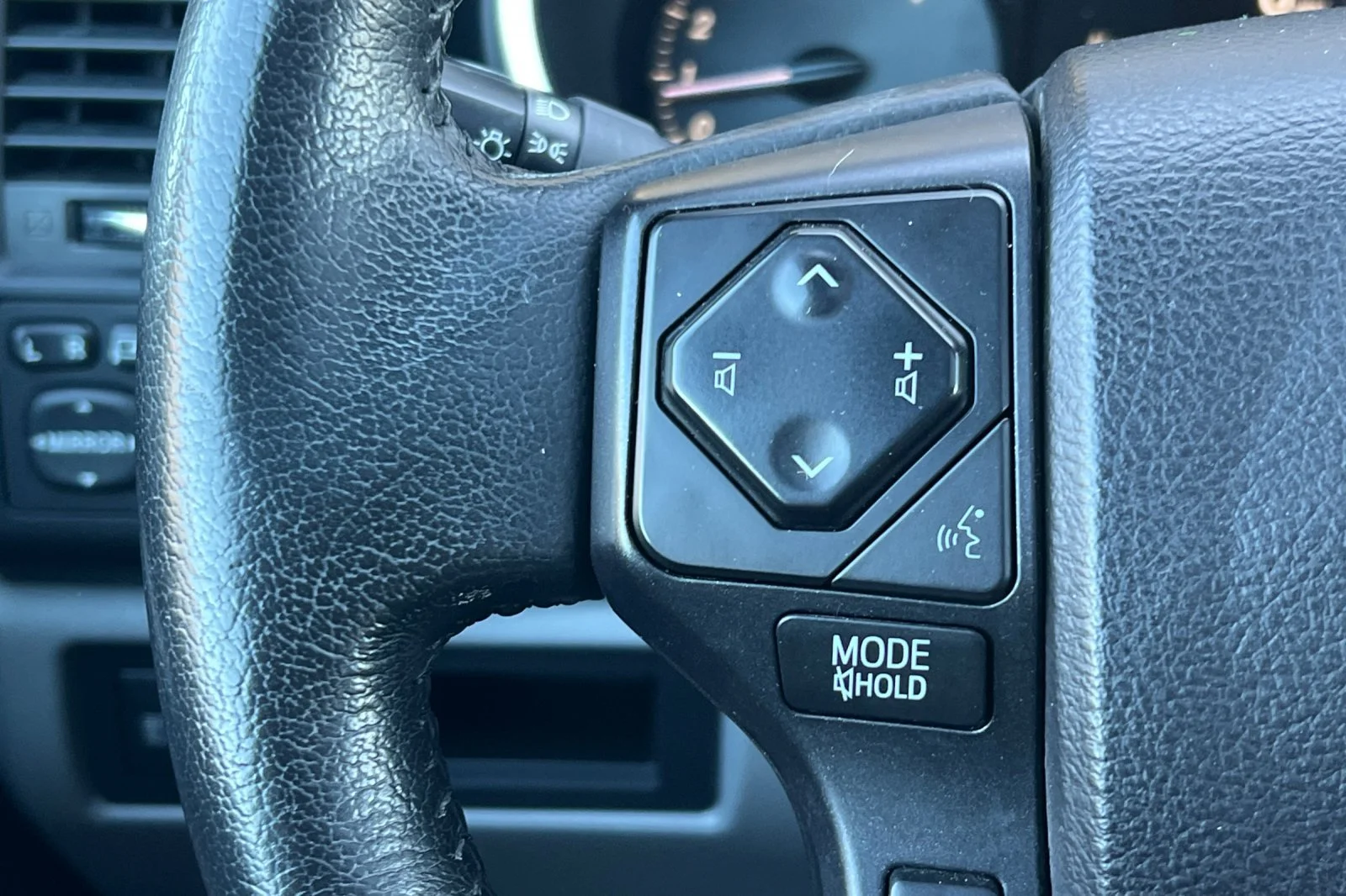 Used 2022 Magnetic Gray Metallic Toyota Platinum image 28