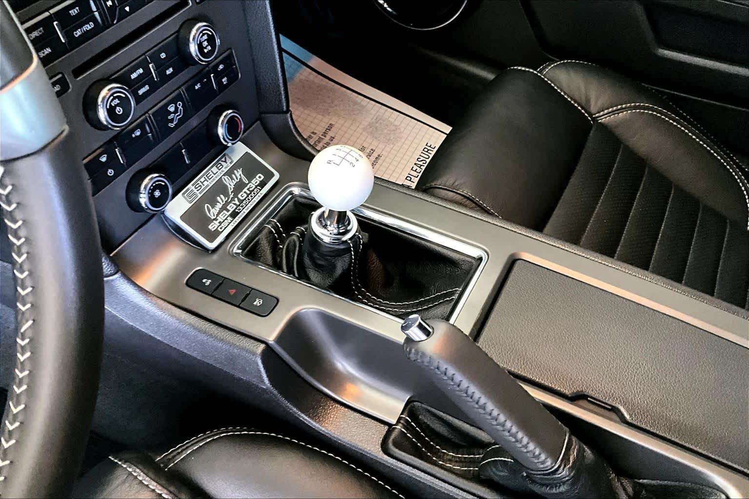 Used 2013 Performance White Ford GT Premium image 13