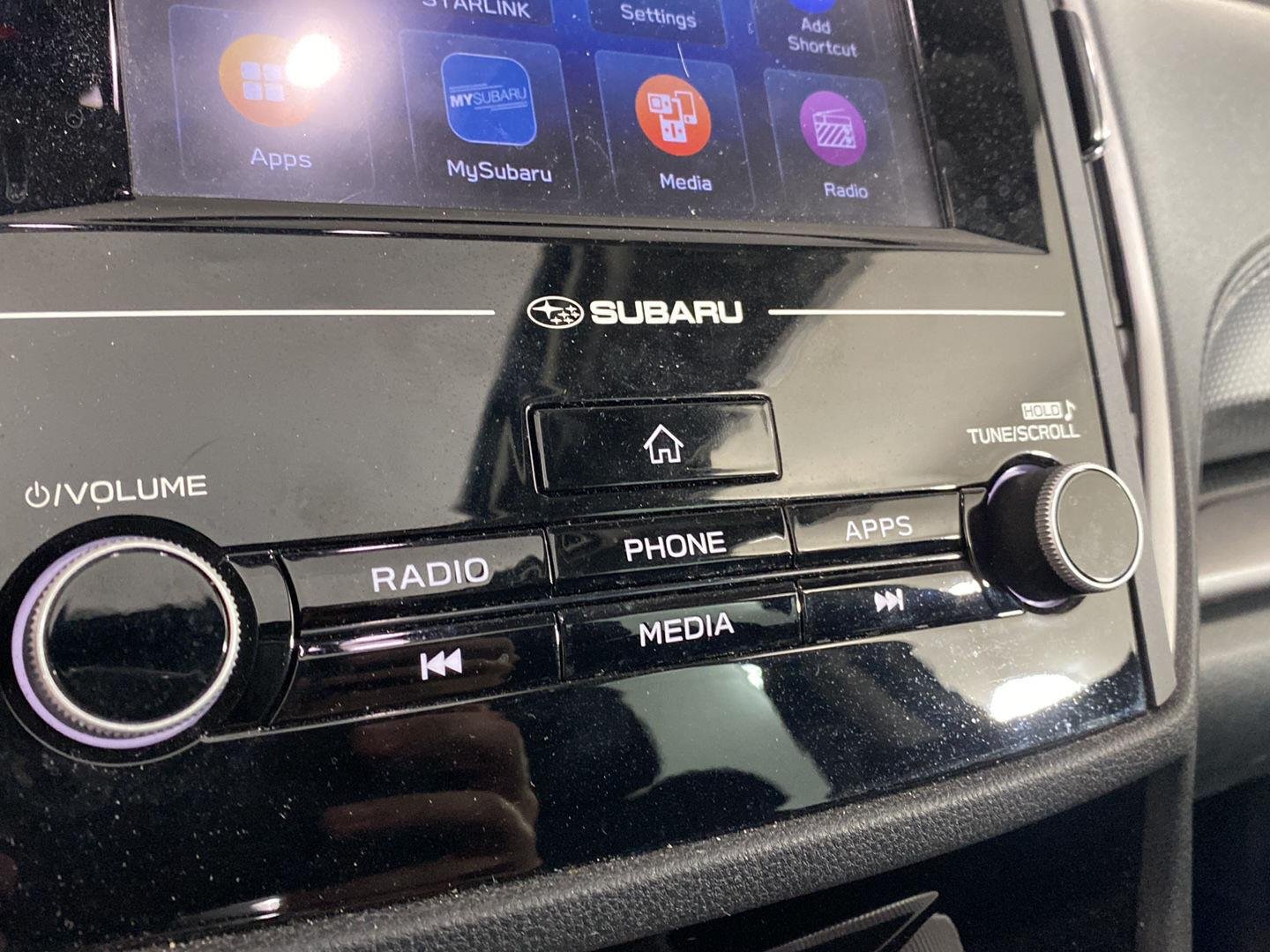 Used 2024 Autumn Green Metallic Subaru Premium image 19