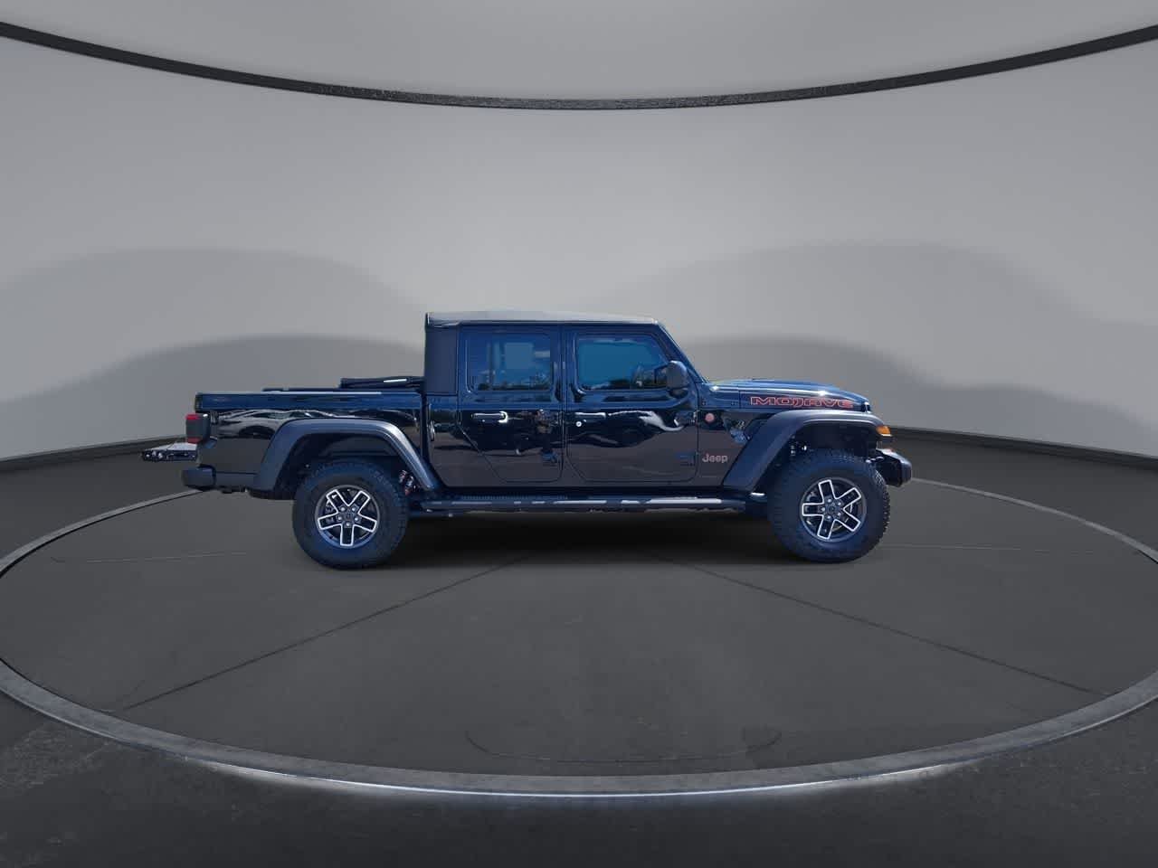 Certified Used 2025 Black Clearcoat Jeep Mojave image 9