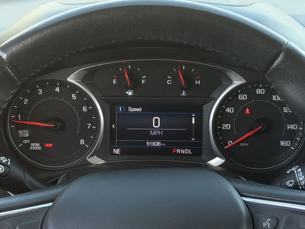 Used 2022 White Chevrolet LT image 16
