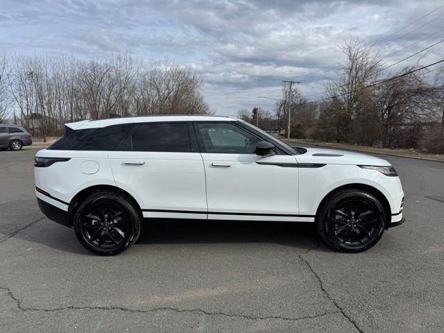 New 2026 Fuji White Land Rover Dynamic SE image 6
