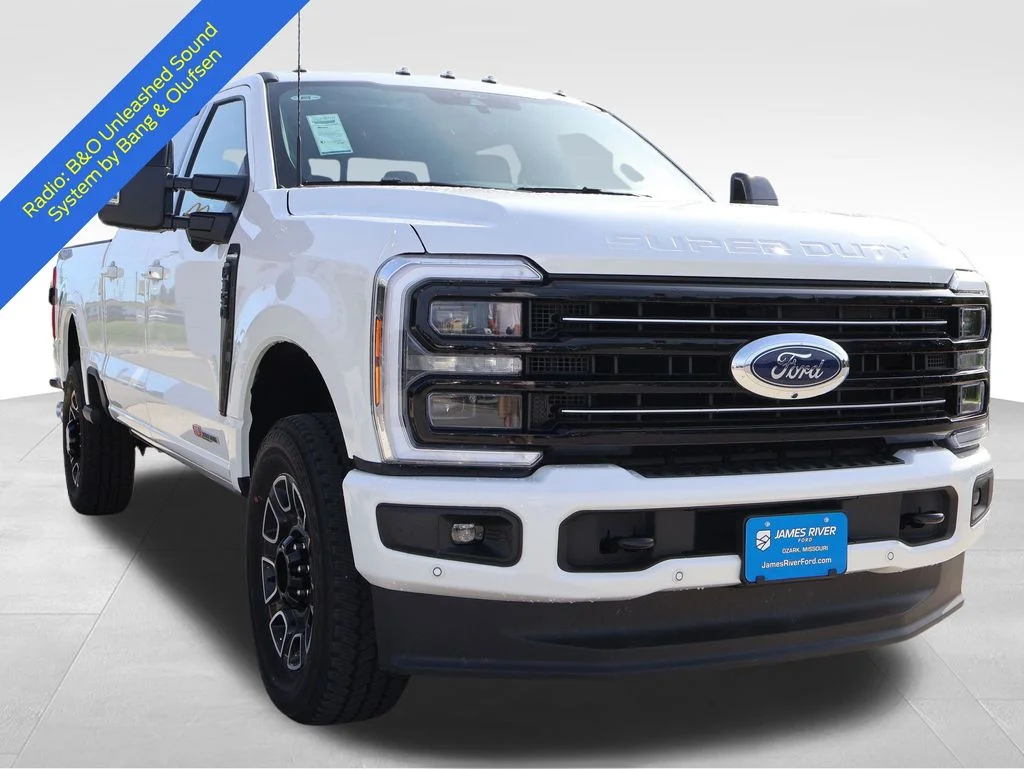 New 2026 Star White Metallic Tri-Coat Ford F-350® Platinum® image 7