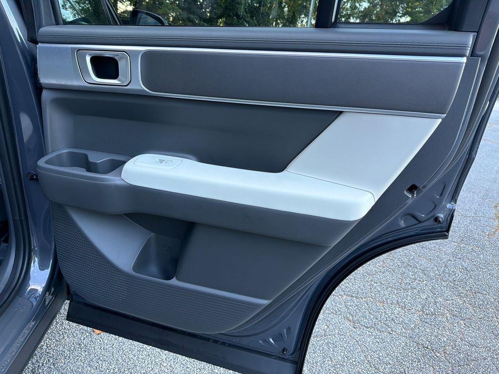 New 2027 Gray Hyundai SE FWD image 16
