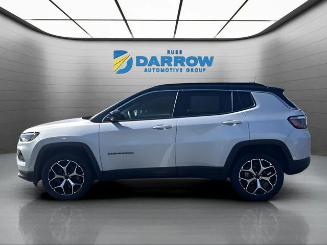 Used 2025 Silver Jeep Limited image 2