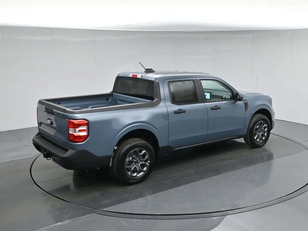 New 2026 Gray Ford XLT image 38