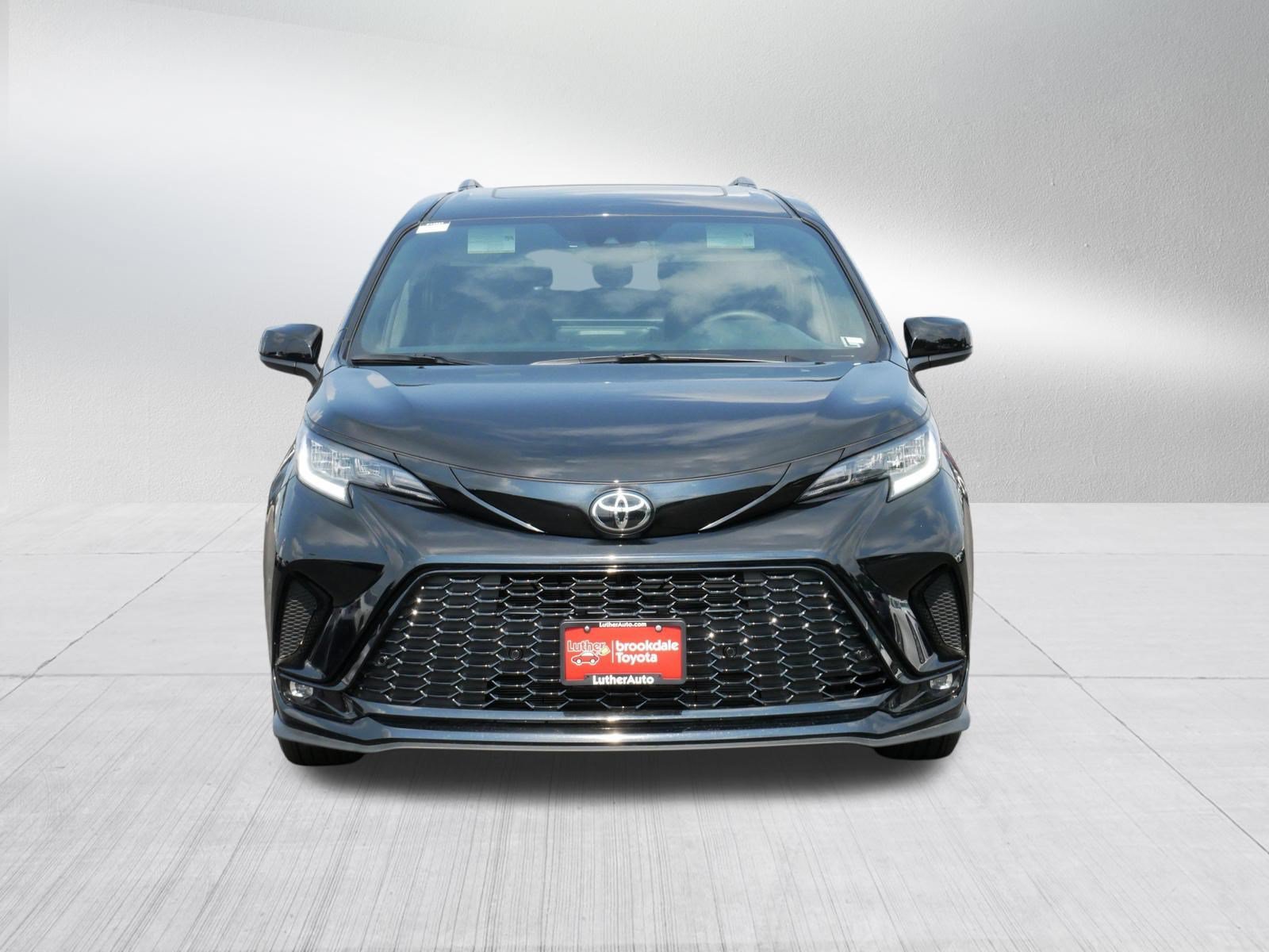 Certified 2026 Toyota Sienna XSE with VIN 5TDXRKEC1TS298191 for sale in Brooklyn Center, Minnesota
