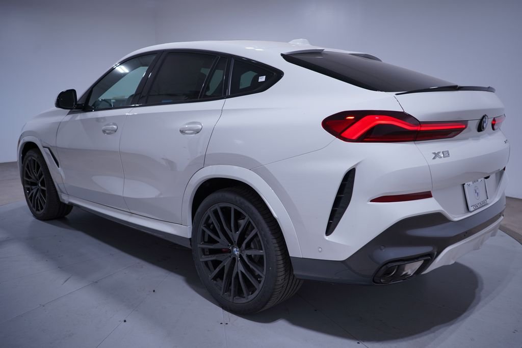 New 2026 Alpine White BMW xDrive40i image 3