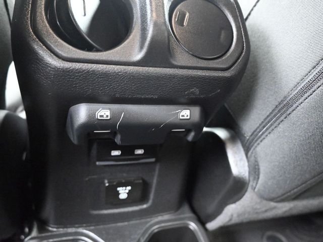 Used 2022 Gray Jeep Unlimited Sahara image 18