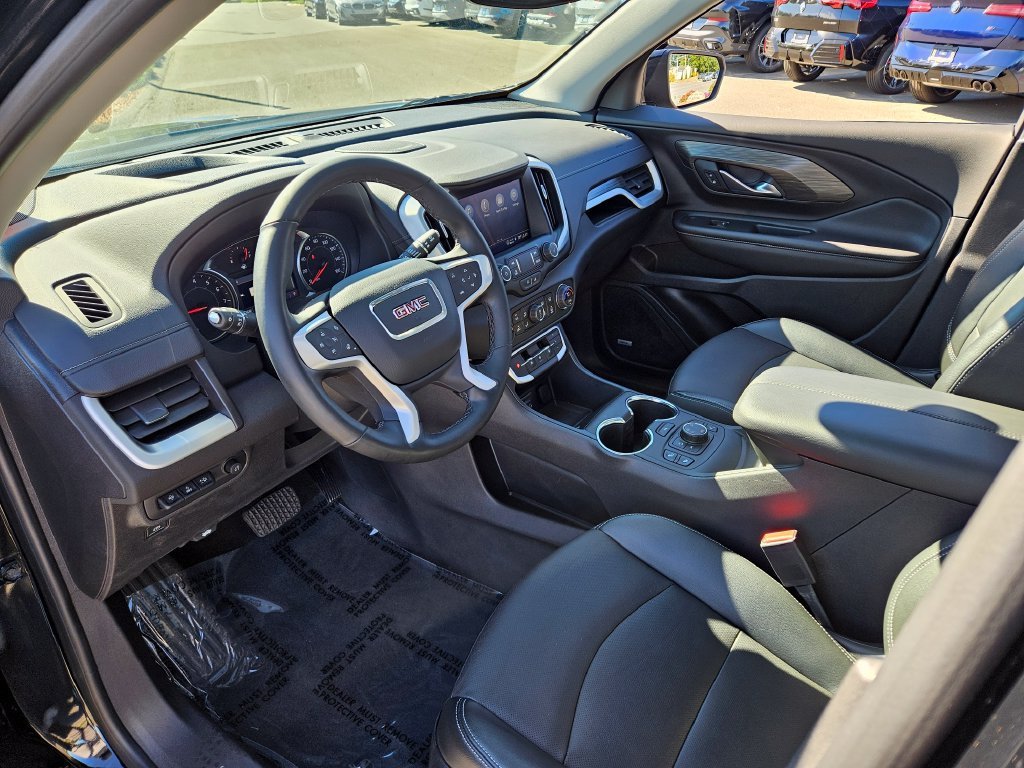 2024 GMC Terrain SLT - Photo 9