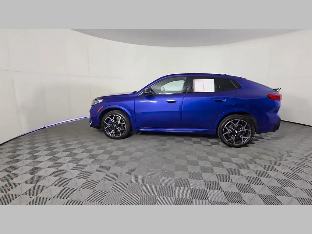 Used 2025 Blue Metallic BMW M35i image 50