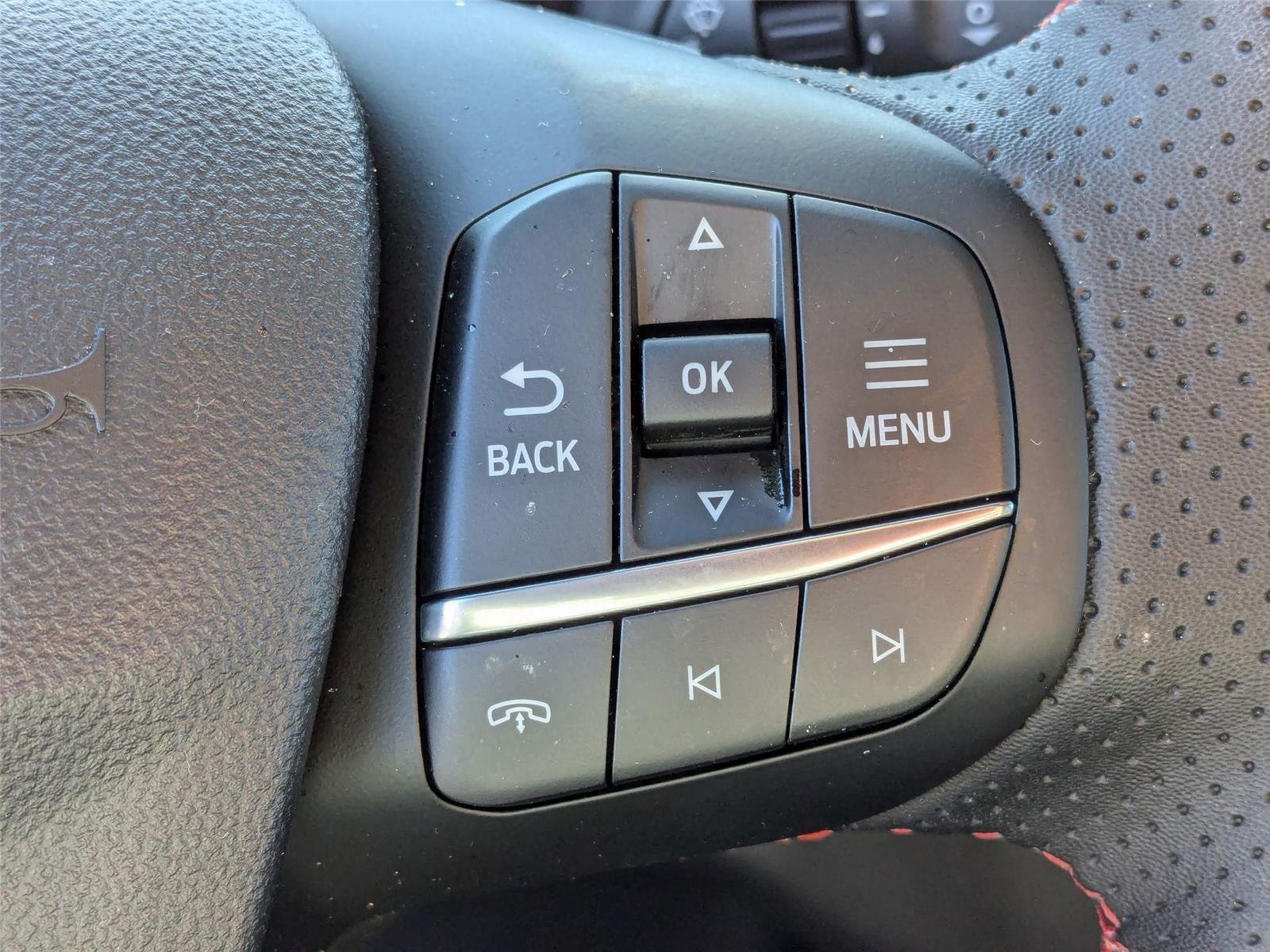 New 2025 Carbonized Gray Metallic Ford ST-Line image 24