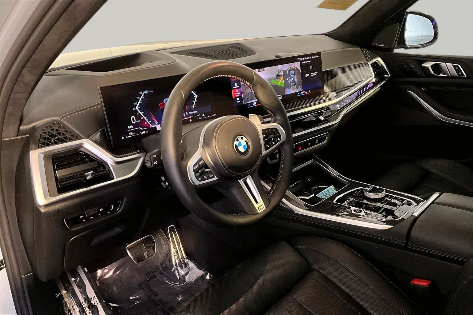 Used 2023 Brooklyn Grey Metallic BMW M60i image 18