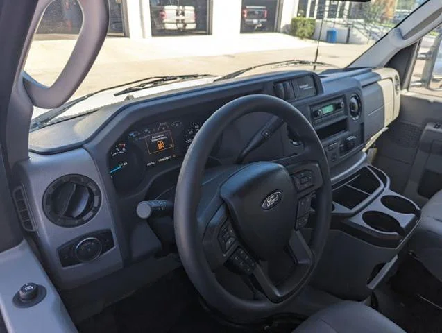 New 2026 Oxford White Ford E-450 DRW image 23