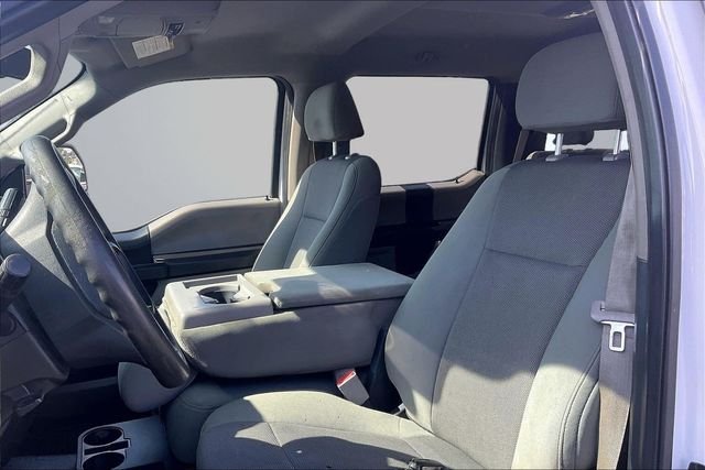 2019 Ford F-450 Super Duty Chassis Cab XL - Photo 25