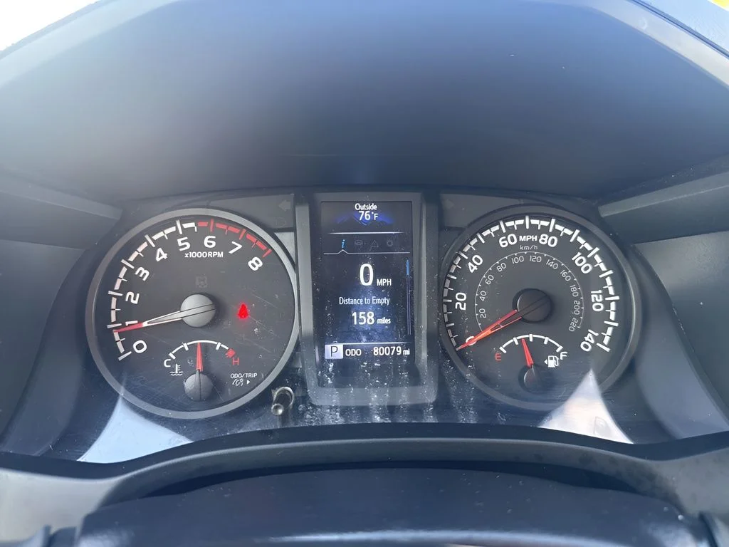 Used 2023 White Toyota SR image 19