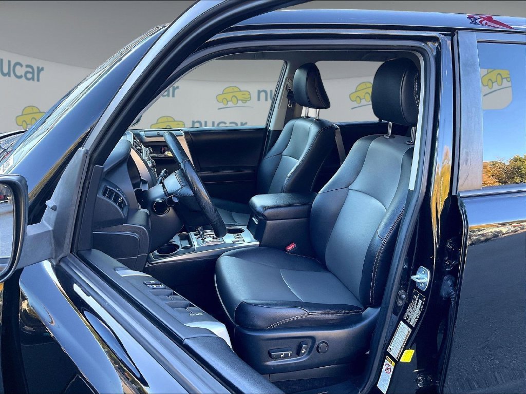 Used 2017 Black Toyota SR5 Premium image 10