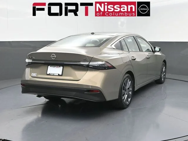 New 2026 Brown Nissan SL image 6