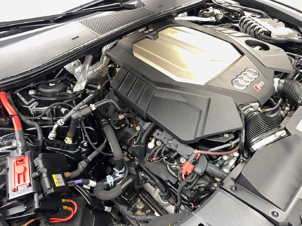 Used 2022  Audi 4.2 image 78