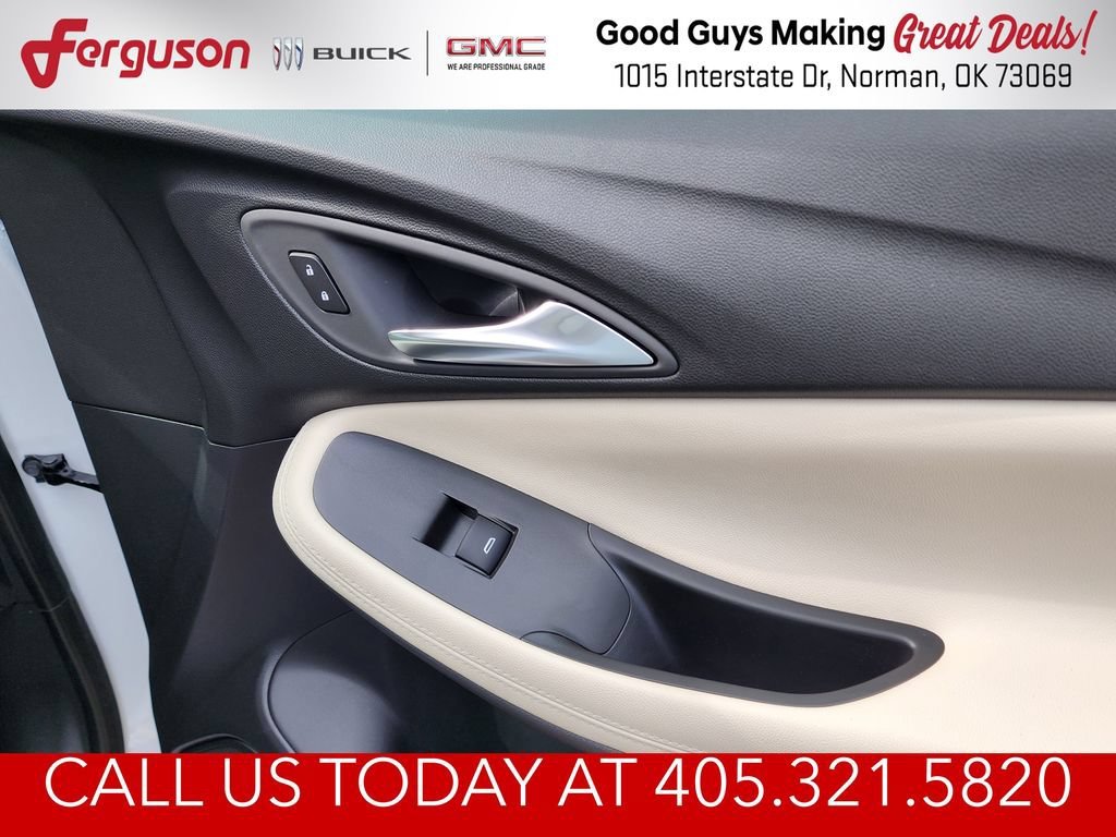 New 2026 Summit White Buick Preferred image 37
