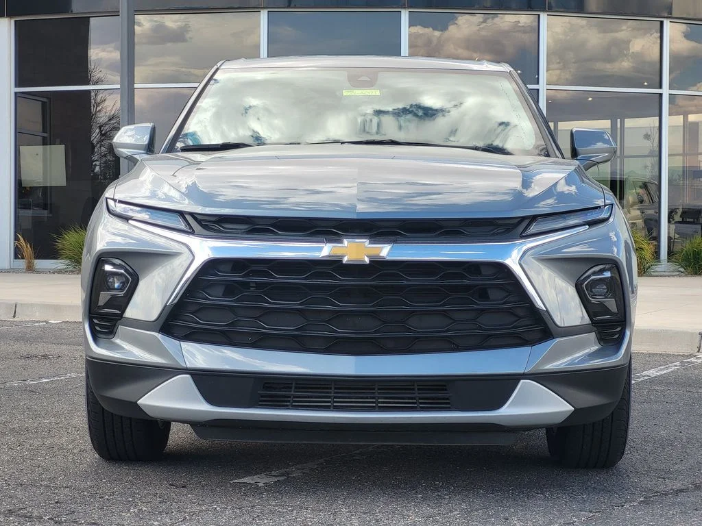 Used 2025 Sterling Gray Metallic Chevrolet 2LT image 3