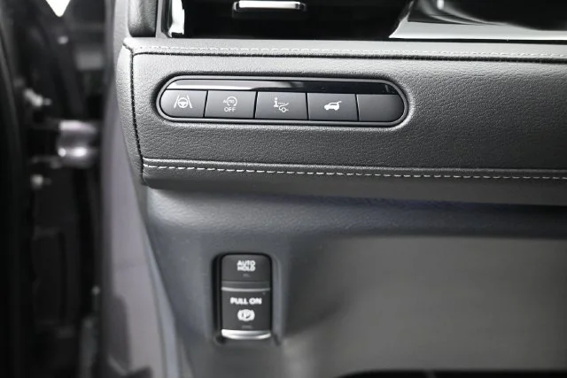 Used 2025 Anthracite Gray INFINITI LUXE image 13