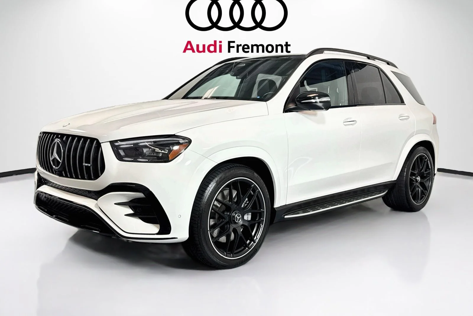 Used 2024 Polar White Mercedes-Benz AMG® GLE 53 image 3