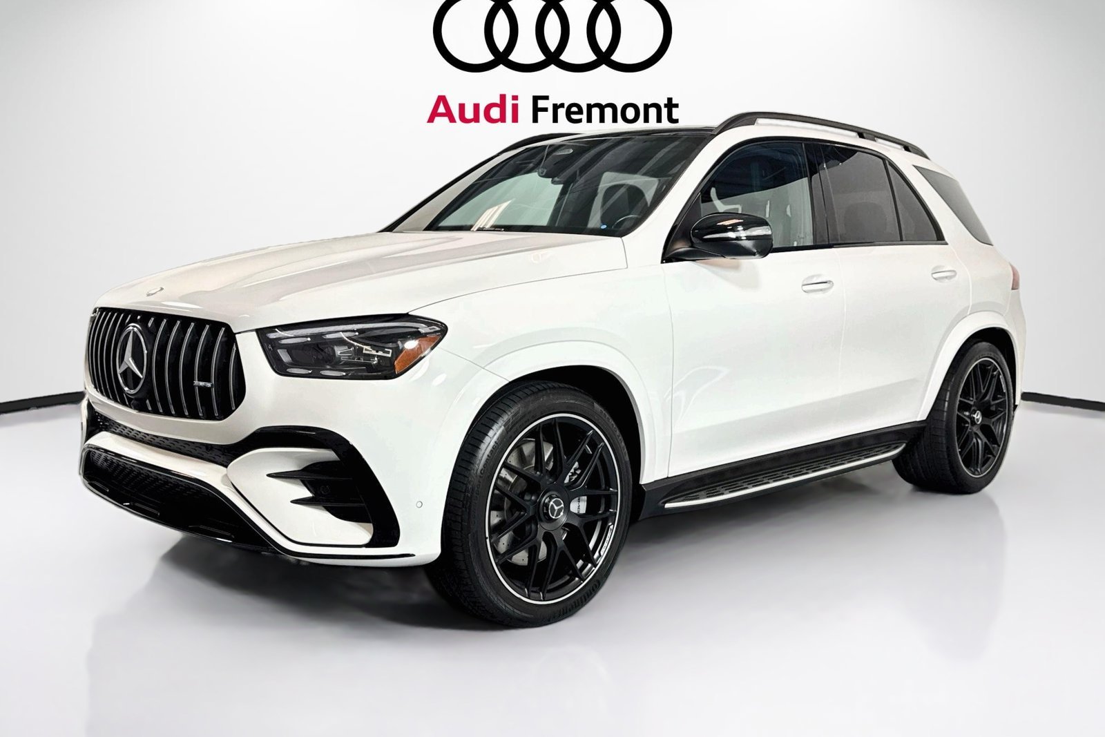 Used 2024 Polar White Mercedes-Benz AMG® GLE 53 image 3