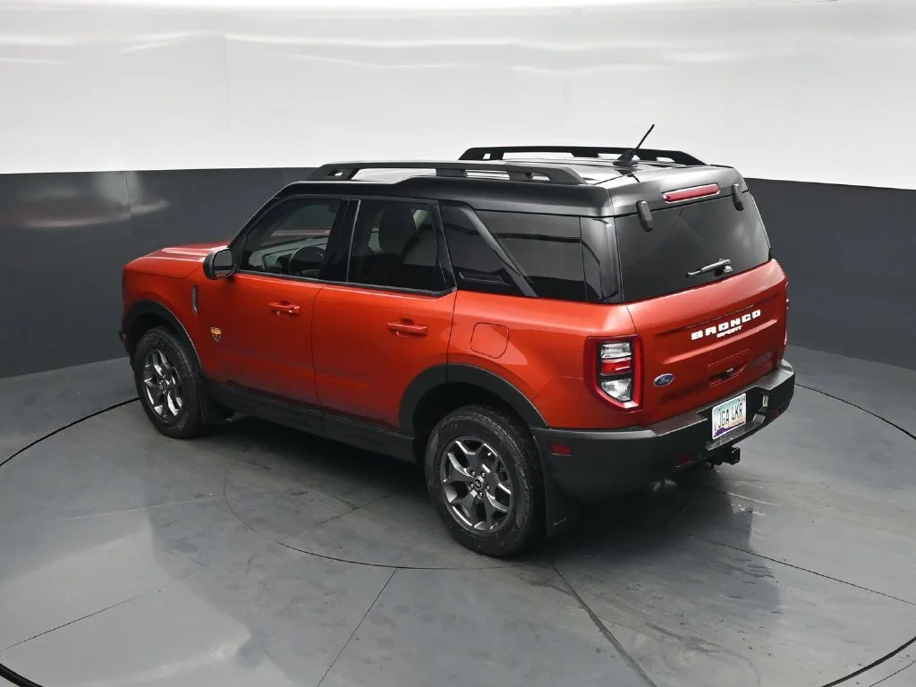 Used 2023 Red Ford Badlands image 37
