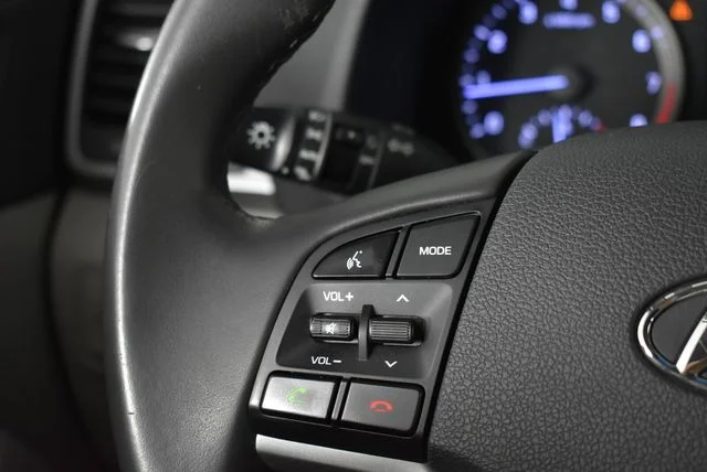 Used 2017 Silver Hyundai Sport image 34