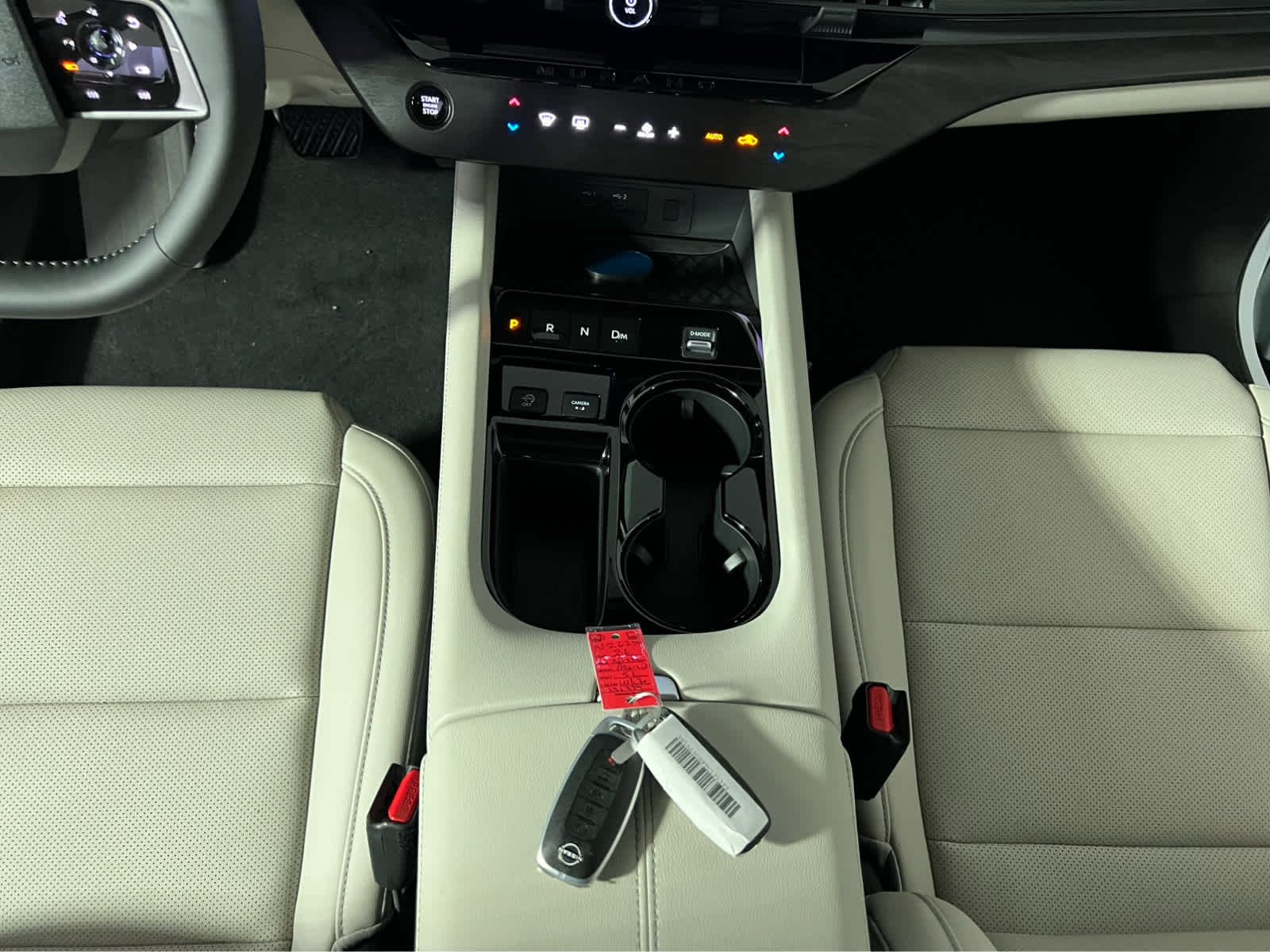 New 2026 Everest White Pearl TriCoat Nissan SL image 10