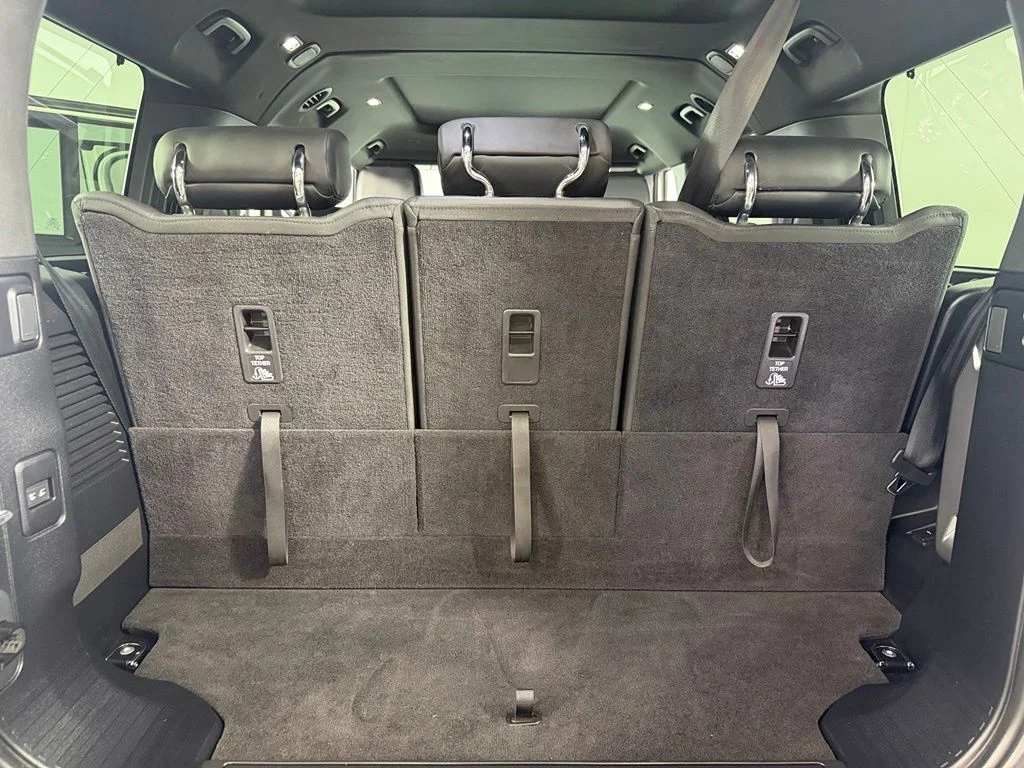 2024 Land Rover Defender X-Dynamic SE - Photo 24