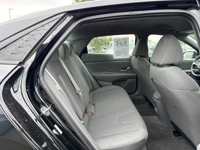 Used 2024 Abyss Black Hyundai SEL image 10