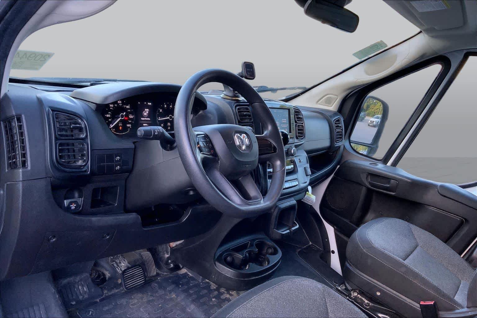 Used 2023 Bright White Clearcoat Ram  image 17