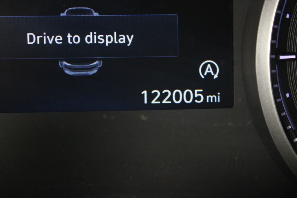 Used 2022 Gray Hyundai SEL image 26
