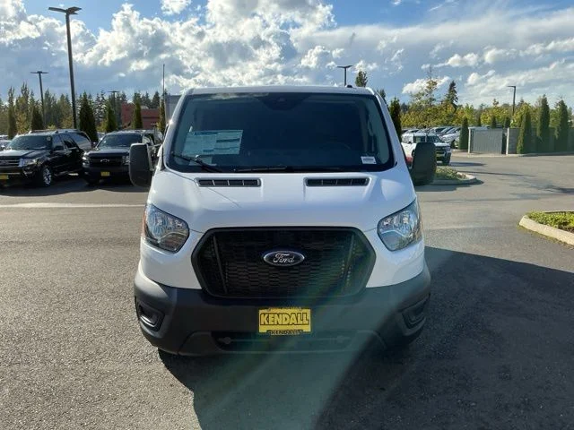 New 2025 Oxford White Ford Base image 2