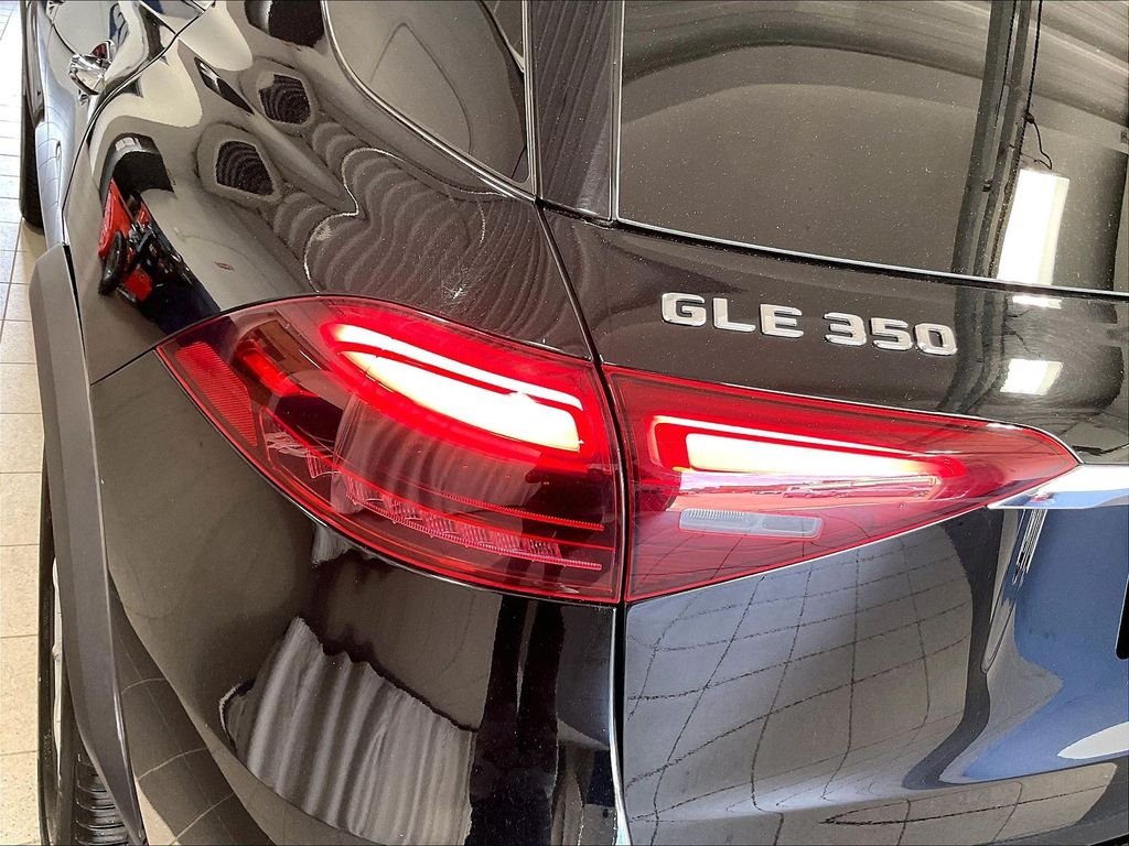 Used 2025 Black Mercedes-Benz GLE 350 image 34