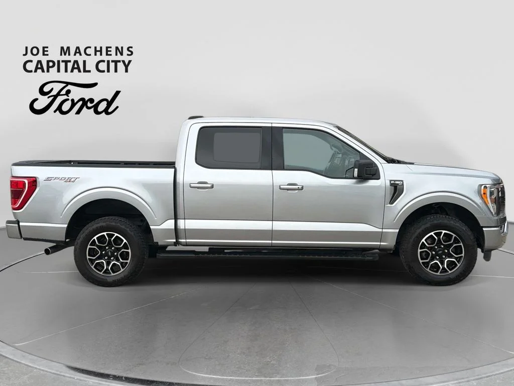 Used 2023 Iconic Silver Metallic Ford XLT image 3