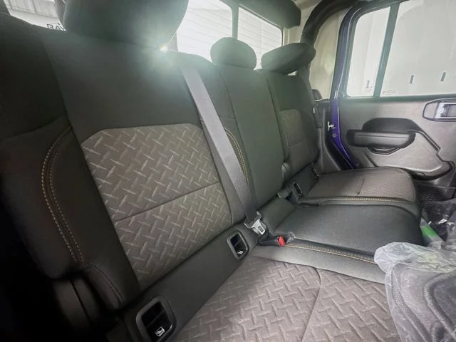 New 2026 Reign Exterior Paint Jeep Mojave image 24