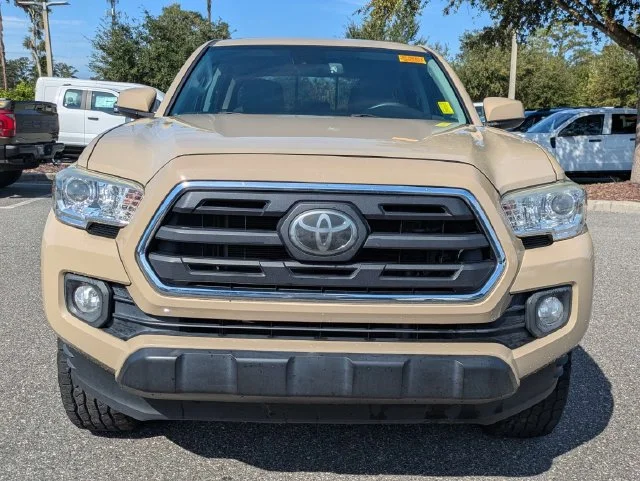 Used 2019 Quicksand Toyota SR5 image 8